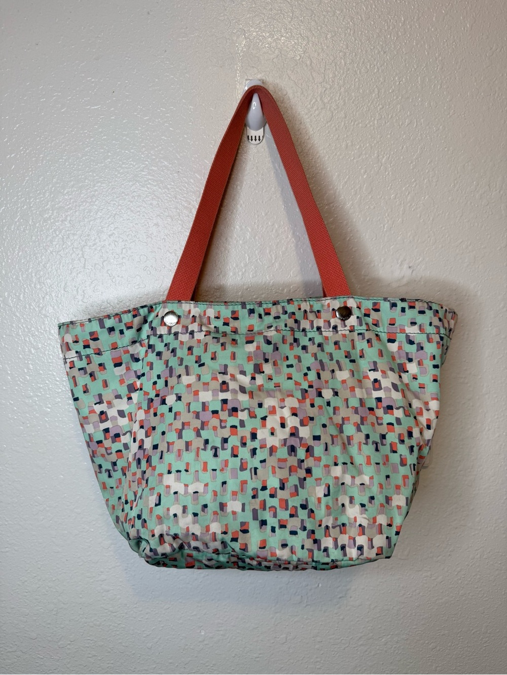 Fossil Key-Per East West Shopper Geometric Print Tote Purse Shoulder Bag Coastal